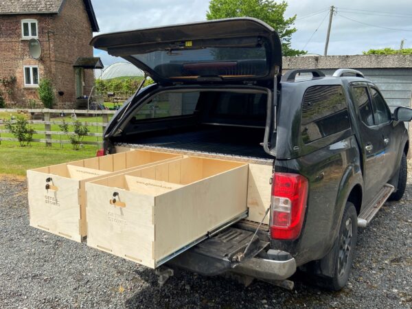 Nissan Navara – Large Unit – Get Stowed